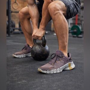 Nike Free Metcon 4 Purple Gold Training Shoes Mens Size 11 DQ4678-500 Gym shoes